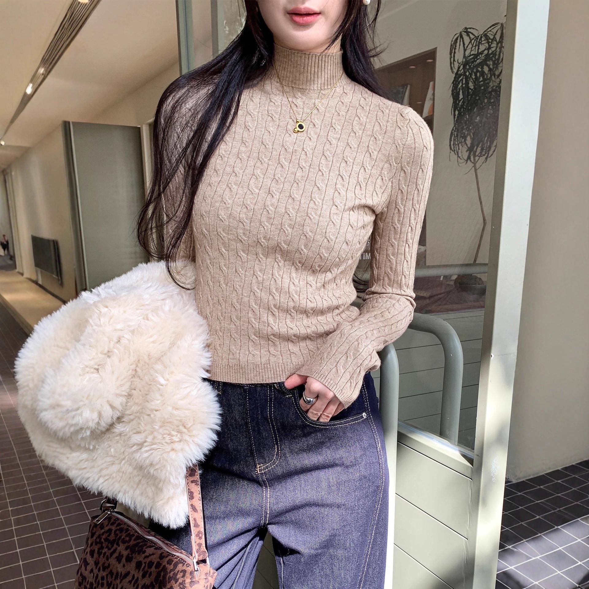 Chic Gray Cable Knit Crewneck Sweater Top for Women,  Slim Fit Short Length Underwear Shirt